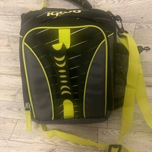 Igloo Black & Neon Yellow Messenger Cooler Bag